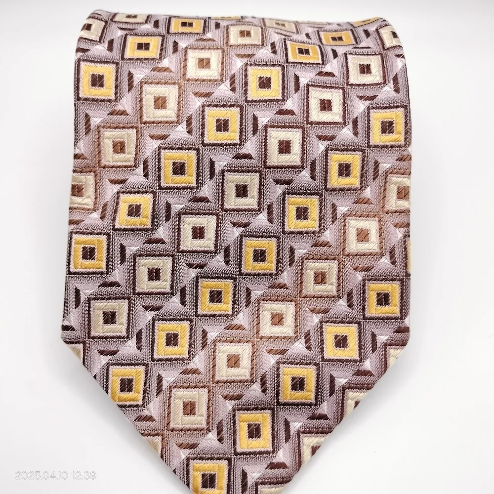 Luciano Gatti patterned geometric tie